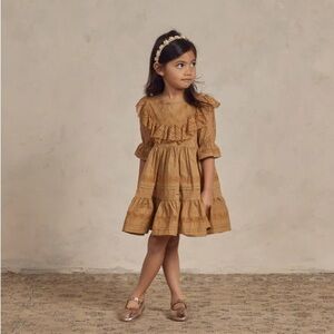 NWT - Noralee Genevieve dress in Golden size 8